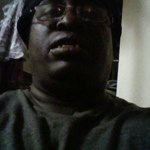 Meet your Posher, Elijah